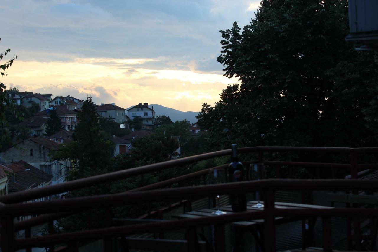 Apartment Domino Bełogradczik Zewnętrze zdjęcie
